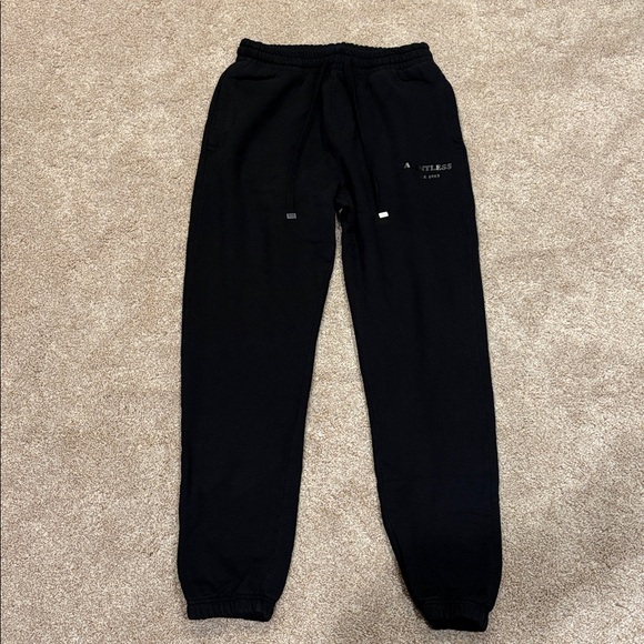 TALENTLESS SWEATS - Picture 2 of 6